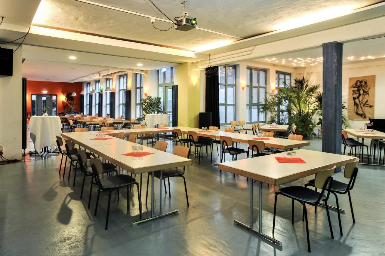 Gaestehaus Abz Stuttgart Exterior photo